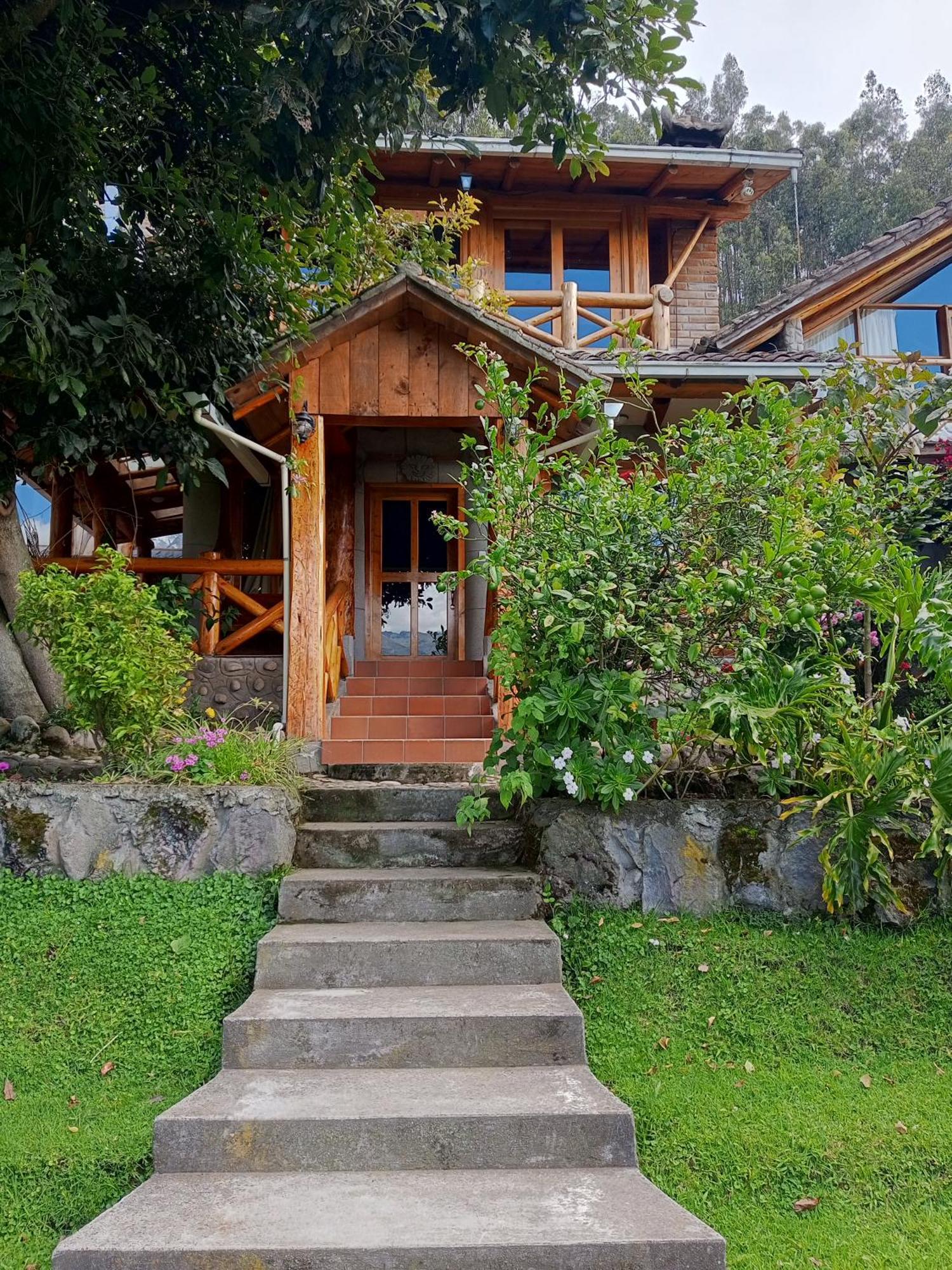 Atallaro Hospedaje Otavalo Exterior photo